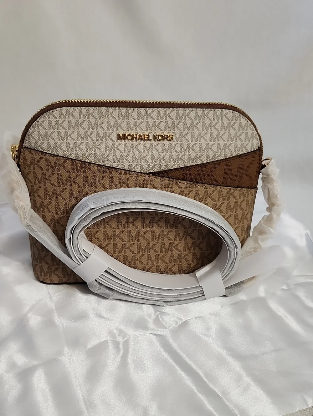 Michael Kors Camel Multi MD Dome Crossbody Bag w/ Coordinating Snap Wallet Set